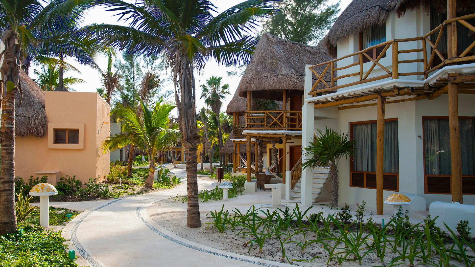 Mahekal Beach Front Resort & Spa Playa del Carmen