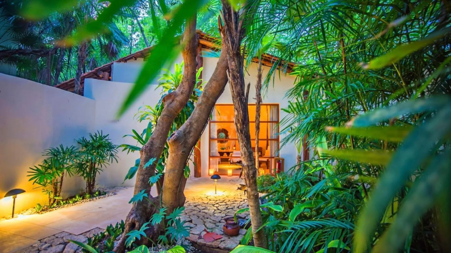 Mahekal Beach Front Resort & Spa Playa del Carmen