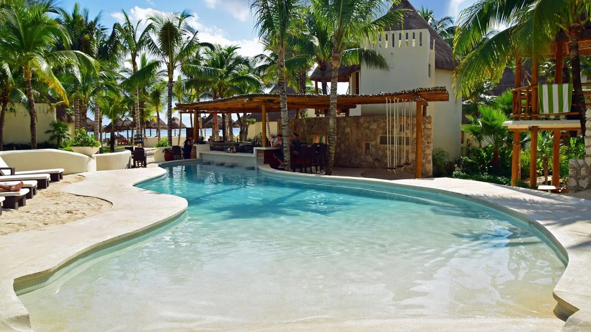 Mahekal Beach Front Resort & Spa Playa del Carmen
